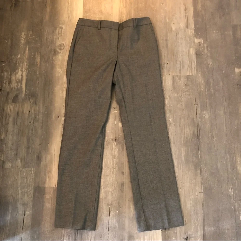 Ann Taylor 2 piece pant suit - suit set - 2P - Picture 6 of 8